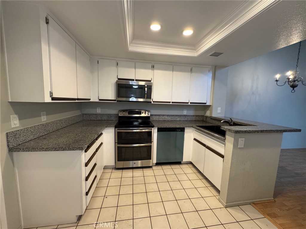 5 Costero Aisle #5 - Photo 3 of 33