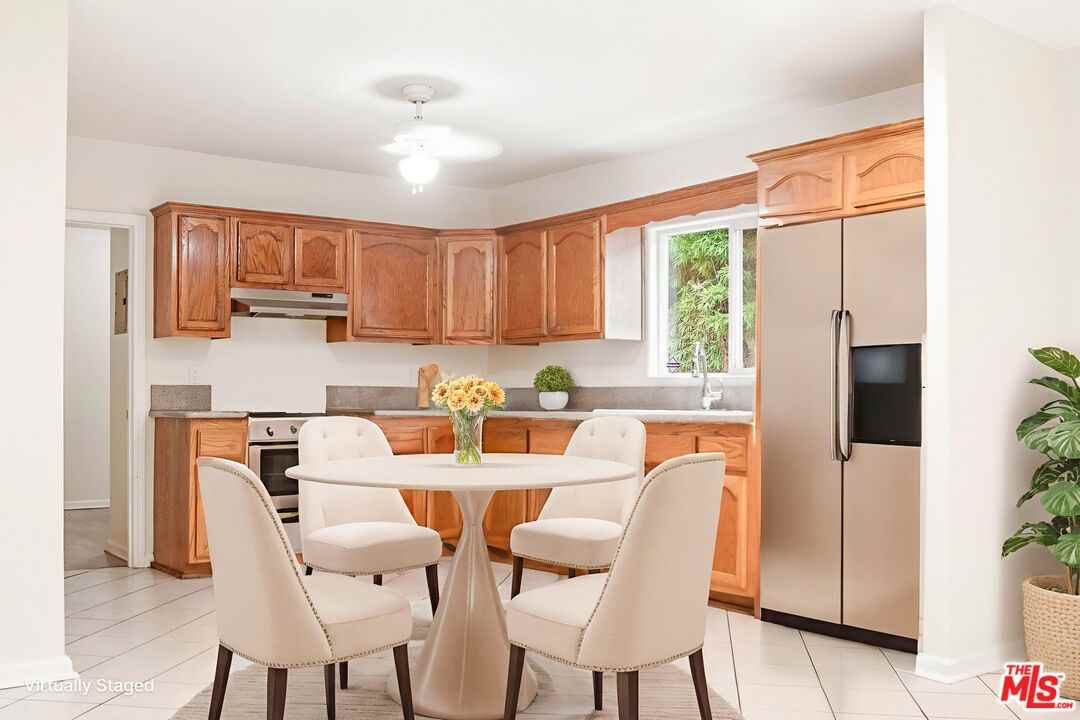 3660 Halldale Ave #3660 - Photo 5 of 10