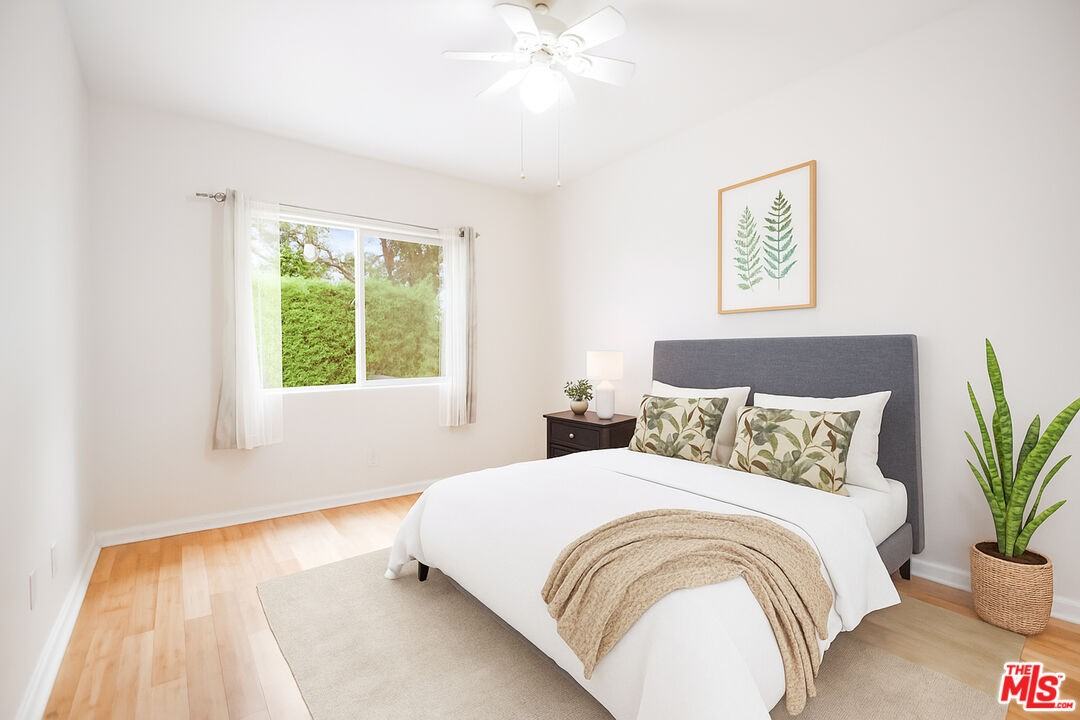 3660 Halldale Ave #3660 - Photo 6 of 10