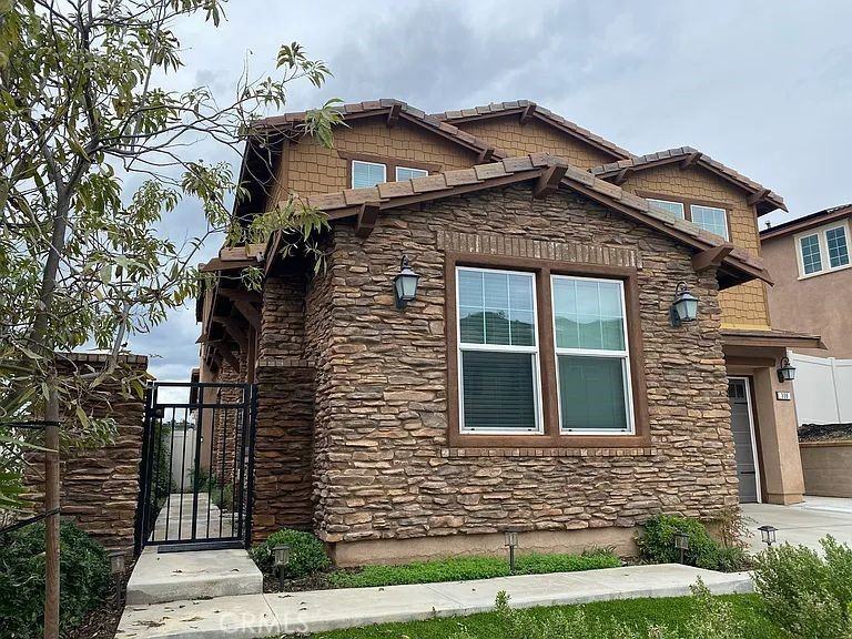 338 Ventasso Way #338 - Photo 2 of 9