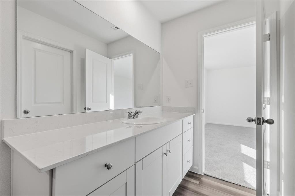 2008 Prairie Ln #2008 - Photo 7 of 38