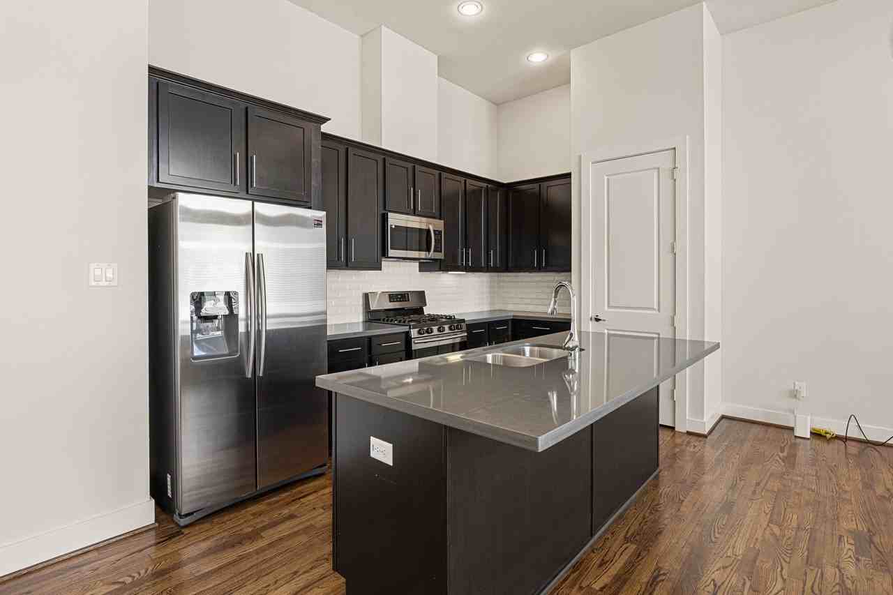 3945 Tulane St #3945 - Photo 7 of 26