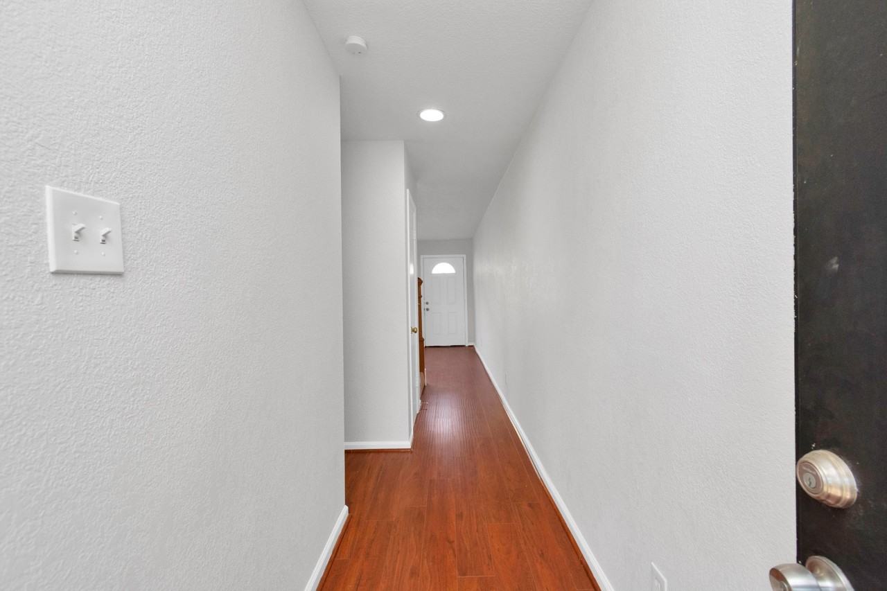 12823 Briarwest Cir #12823 - Photo 7 of 36