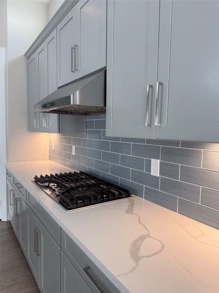 1611 Parker St #1611 - Photo 7 of 24