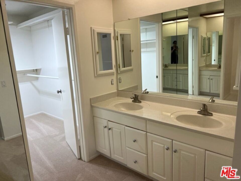 1656 Palisades Dr #1656 - Photo 6 of 22