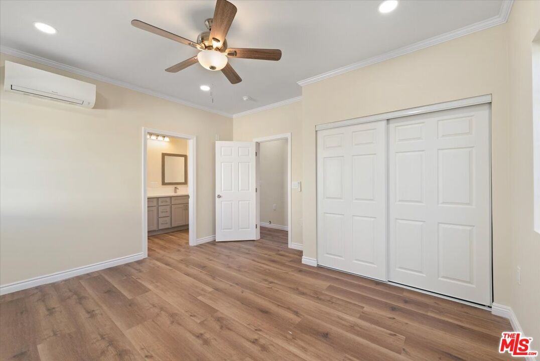 2207 W 20th St #2207 - Photo 4 of 27