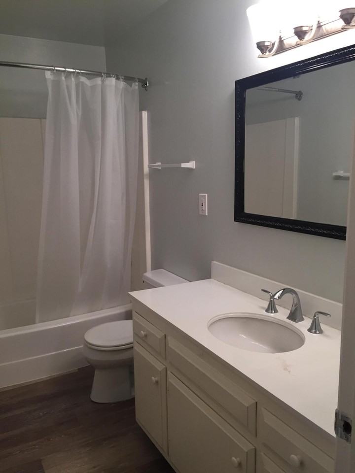 Davenport Rd #B - Photo 3 of 18