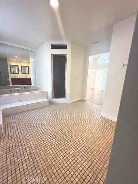 11423 216th St #11423 - Photo 2 of 33