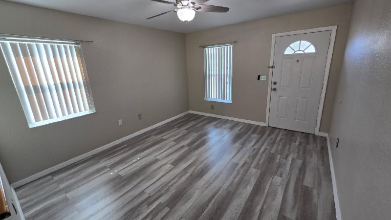 7201 63rd St N - Photo 5 of 19