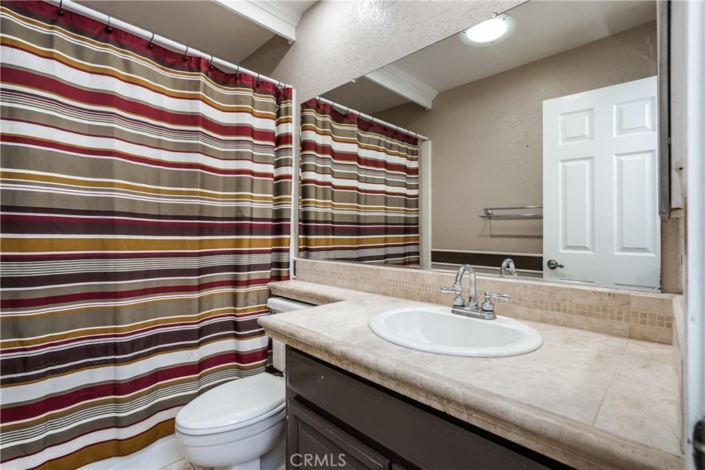 4 Aberdeen St #4 - Photo 7 of 26