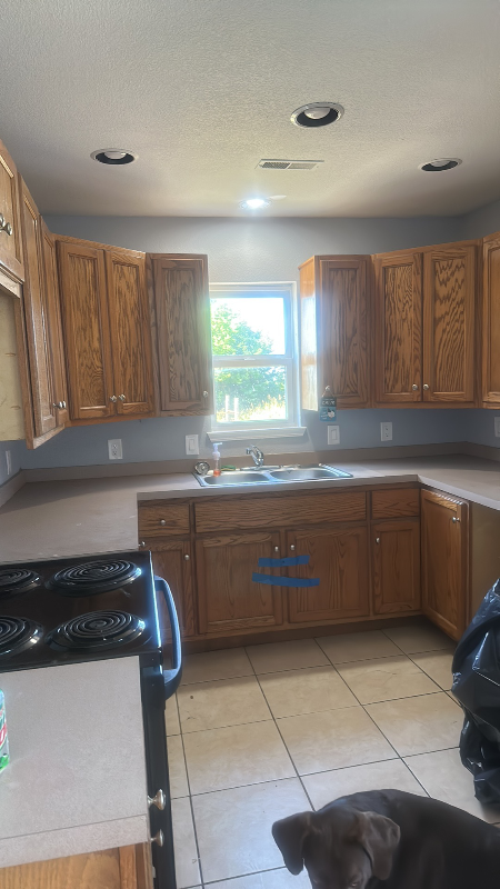 2590 Kansas Rd - Photo 3 of 6