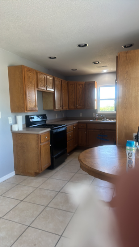 2590 Kansas Rd - Photo 4 of 6