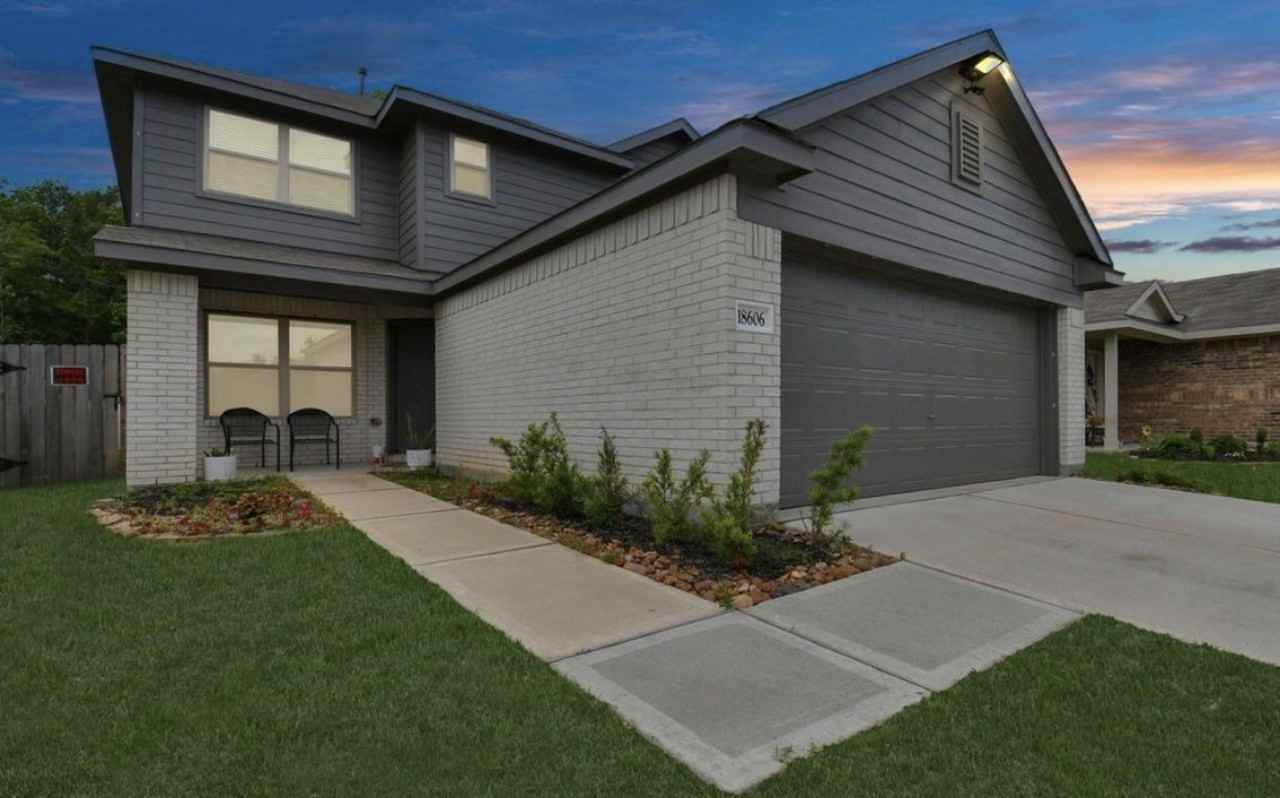 18606 Rosehill Prairie Dr #18606 - Photo 4 of 9