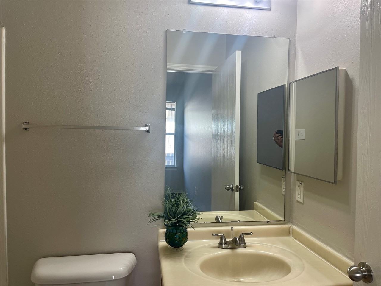 9011 Serena Ln #9011 - Photo 4 of 18