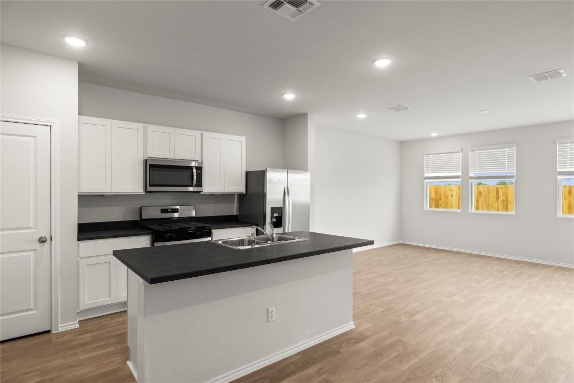 116 Kendall Ln #116 - Photo 5 of 16