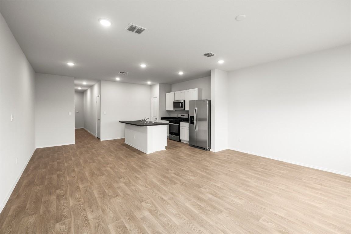 116 Kendall Ln #116 - Photo 6 of 16