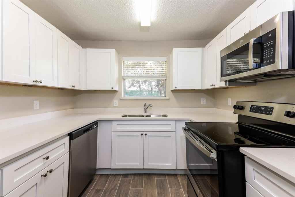 414 Crusader Dr #414 - Photo 2 of 16