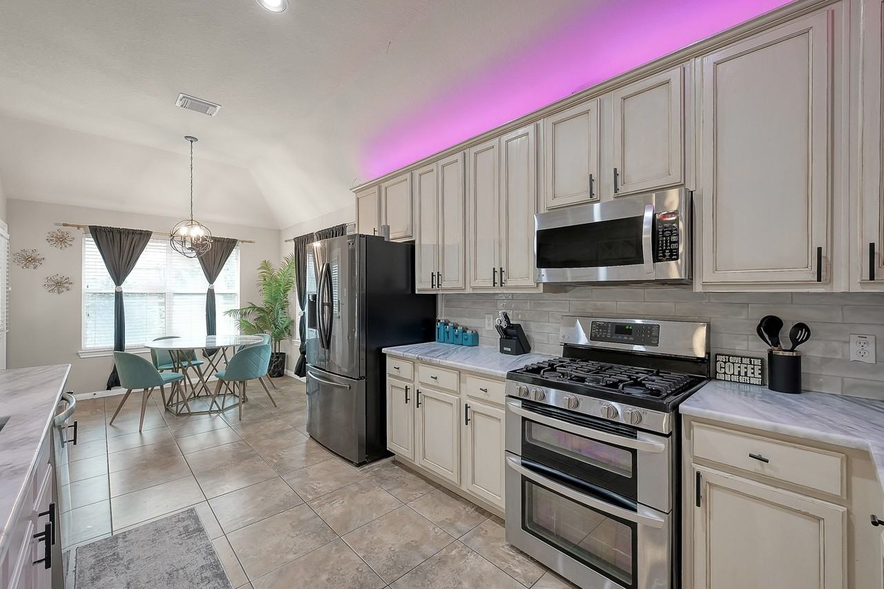 180 Park Way #180 - Photo 6 of 23