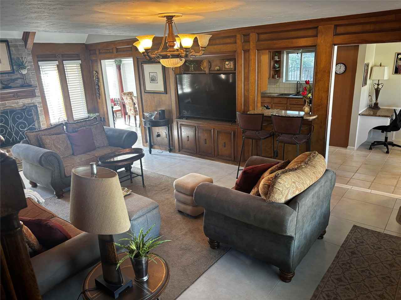 11418 Chevy Chase Dr #11418 - Photo 2 of 29