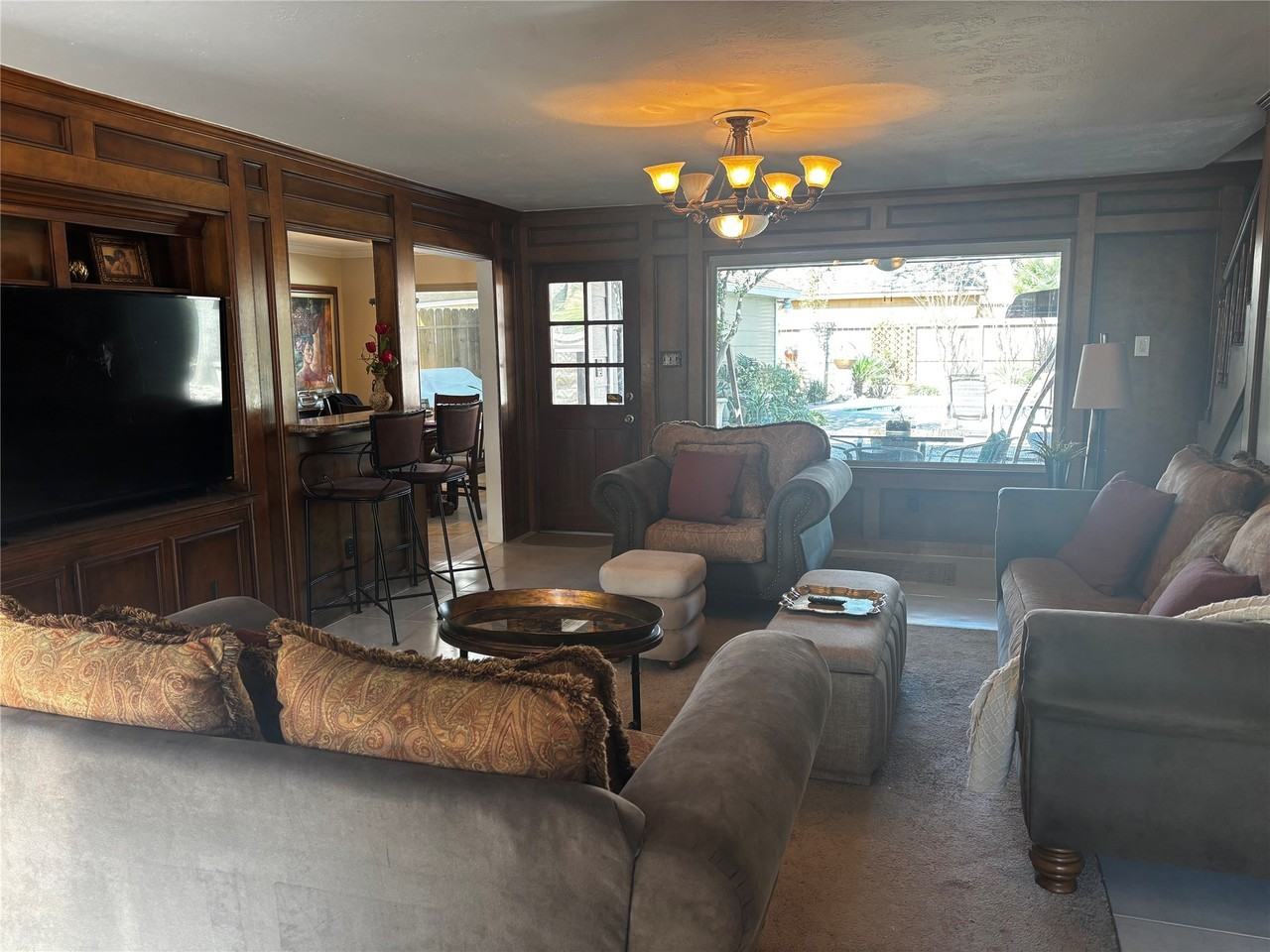 11418 Chevy Chase Dr #11418 - Photo 3 of 29