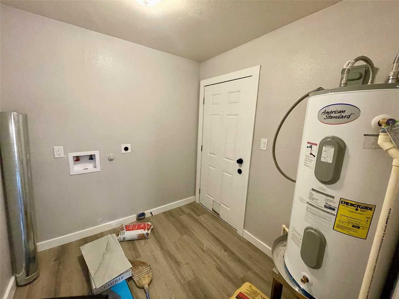 504 N 8th St #504 - Photo 7 of 11