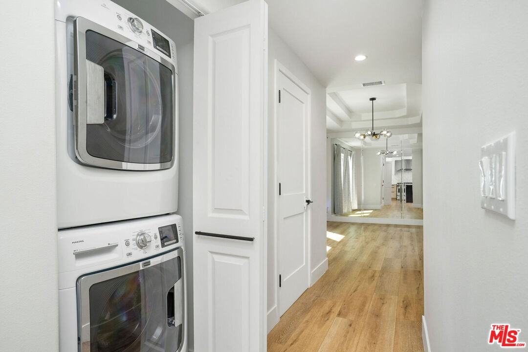 5923 Etiwanda Ave #5923-106 - Photo 3 of 27