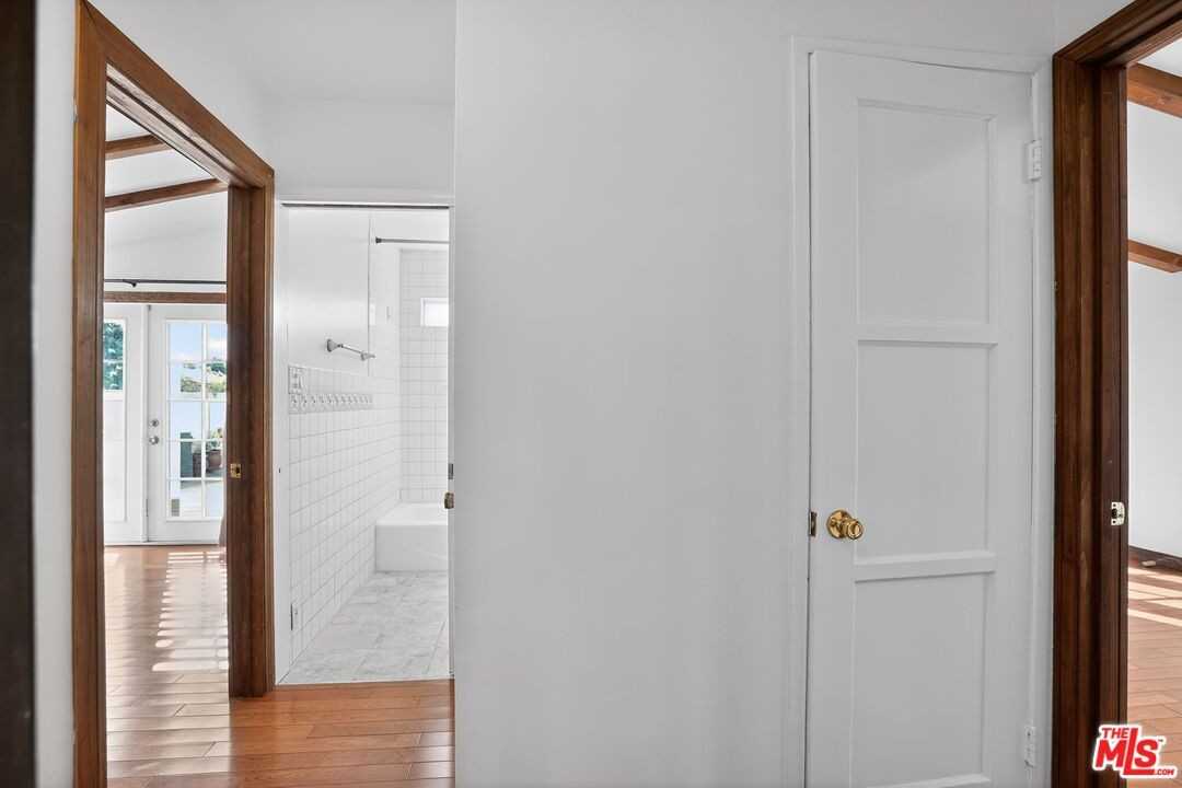 4055 Moore St #4055 - Photo 7 of 16