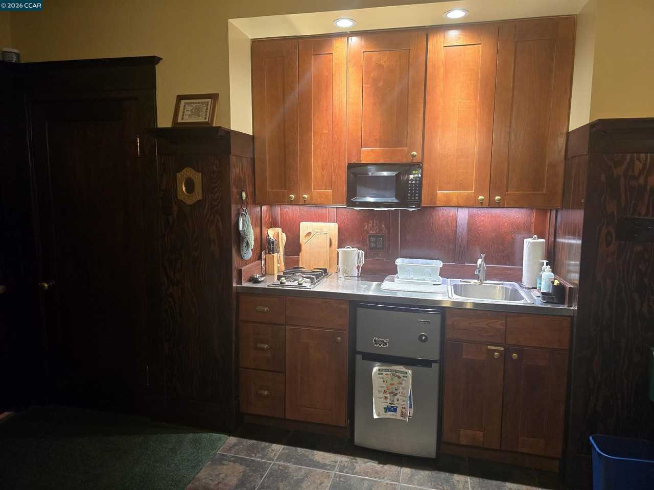 216 Washington Ave #216