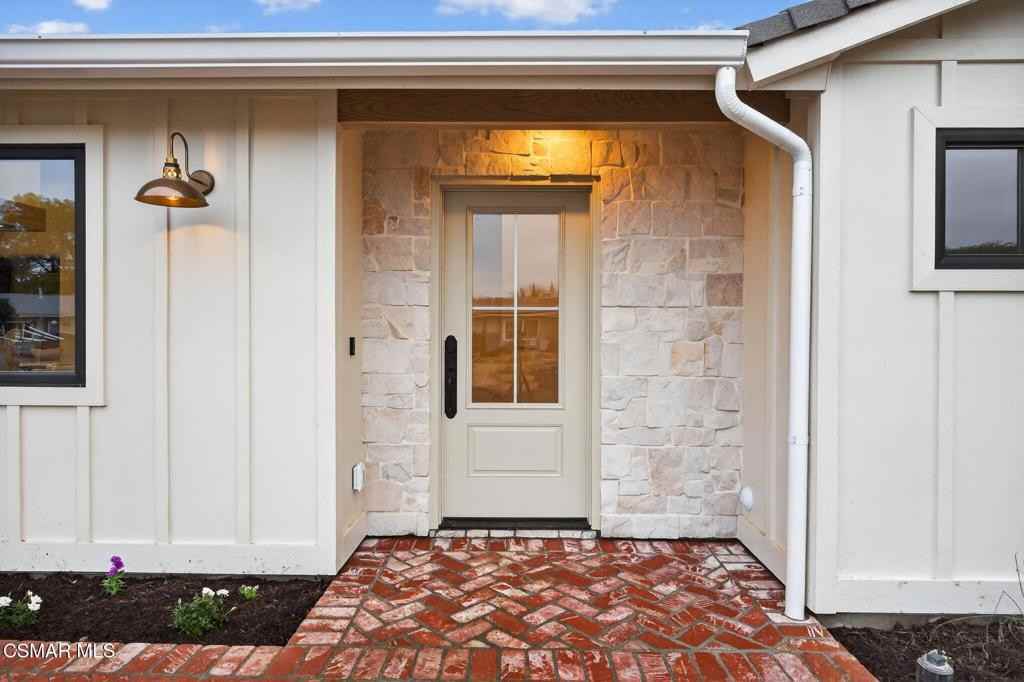 734 Calle Margarita #734A - Photo 3 of 11