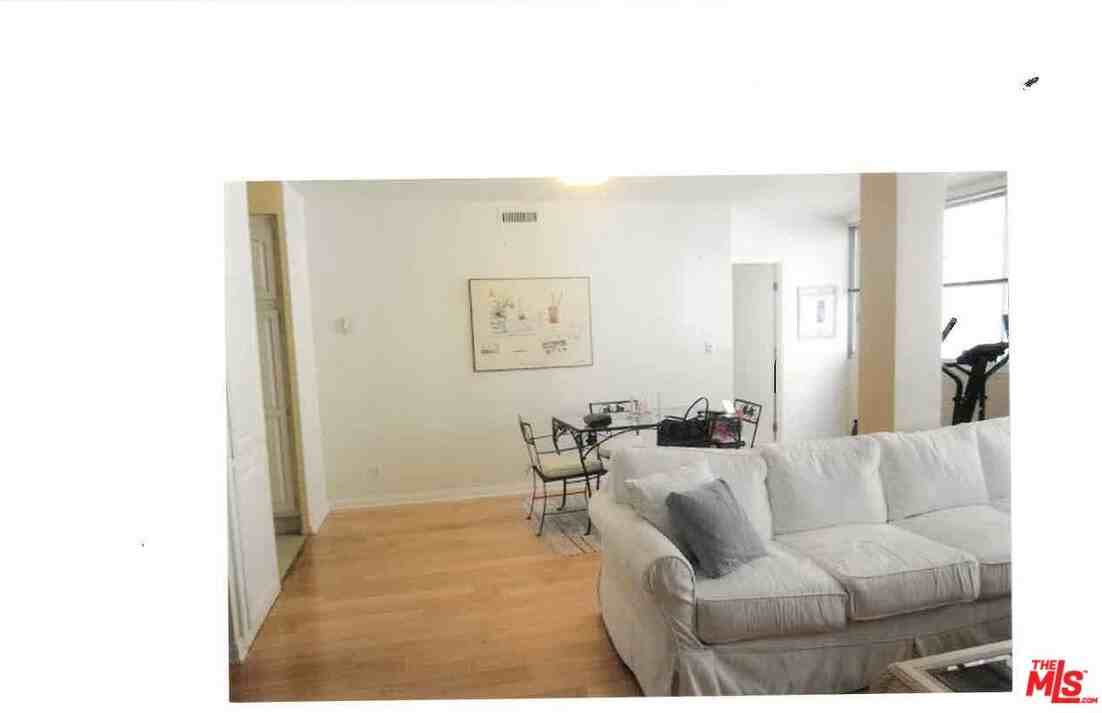 540 Kelton Ave #540-101 - Photo 4 of 16