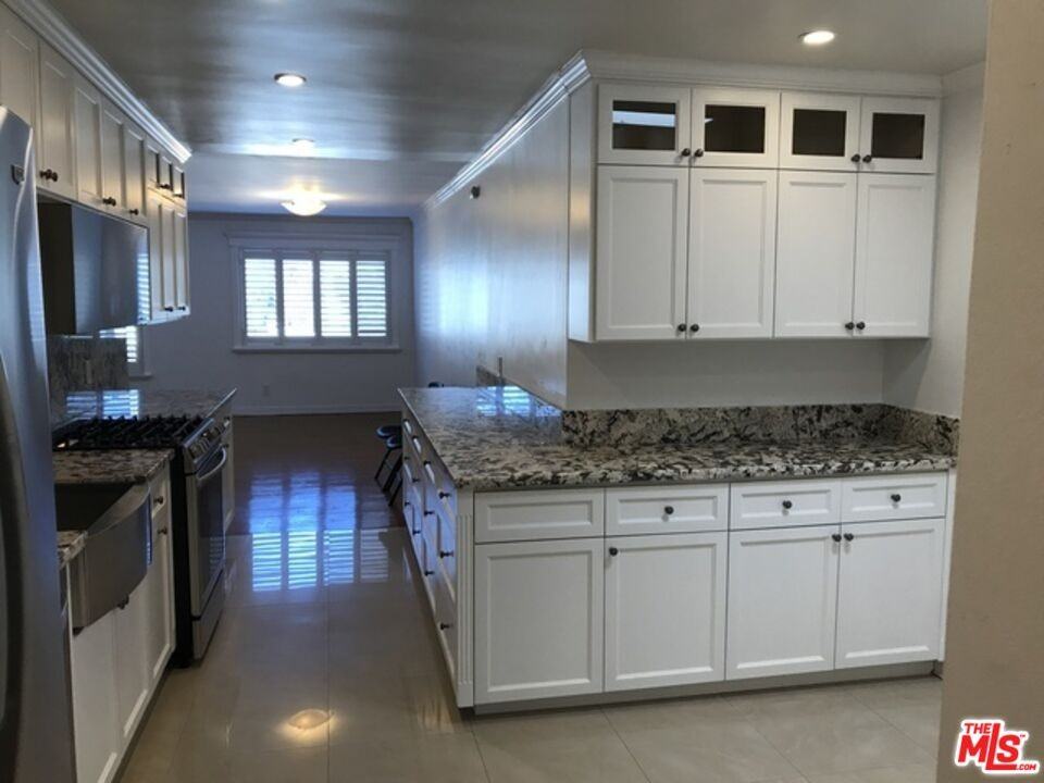 16169 W Sunset Blvd #16169-302 - Photo 3 of 10