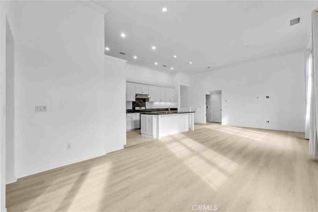 23 Mayfair #23 - Photo 2 of 29