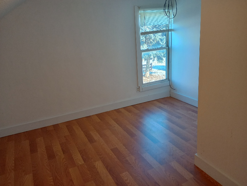 613 N 3rd St #B - Photo 4 of 10