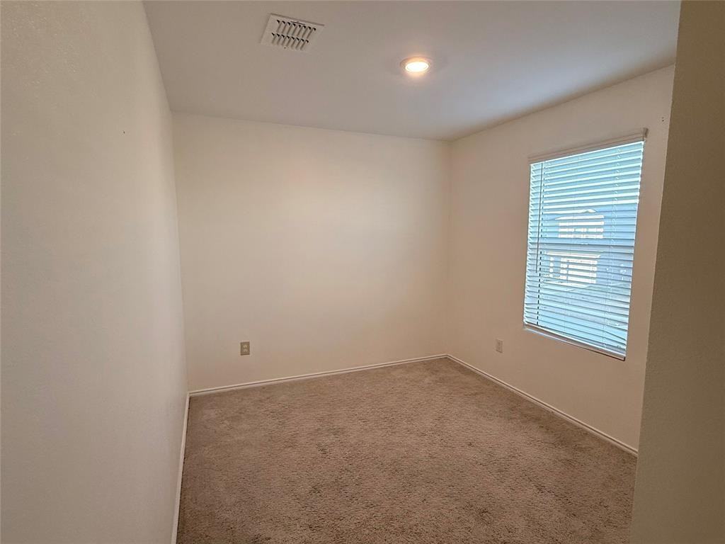 201 Boxberry Way #201 - Photo 5 of 24