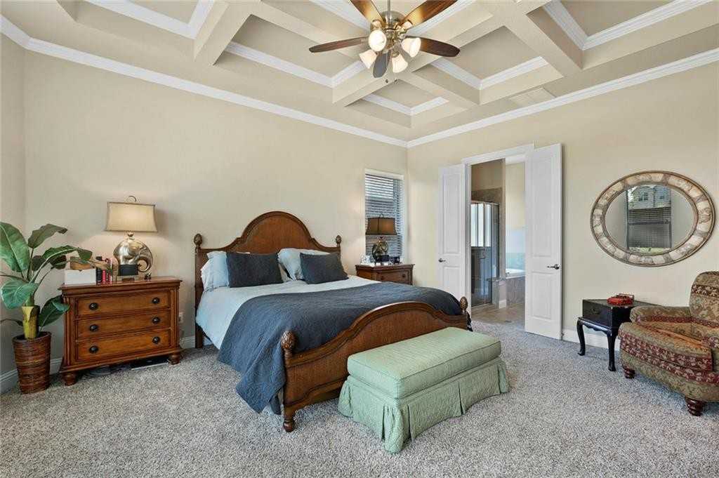 861 Waterview Dr #861 - Photo 2 of 25