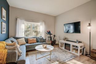 215 7th St Ne #104 - Photo 1 of 1