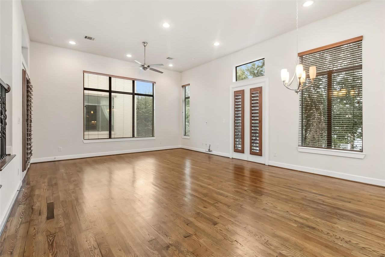 5729 Larkin St #5729A - Photo 2 of 23