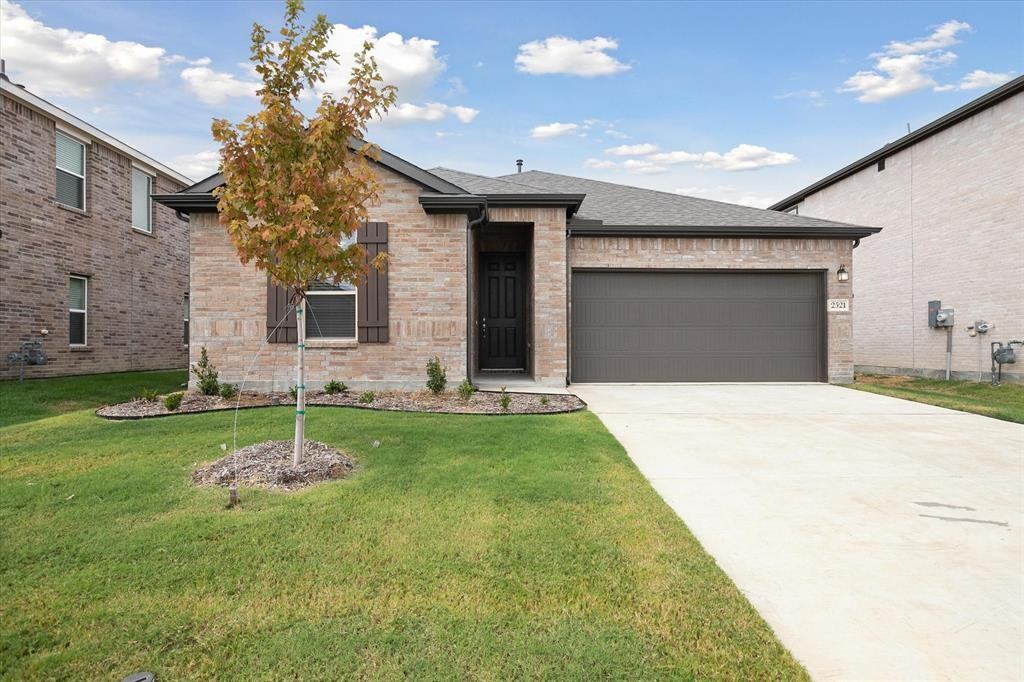 2521 Wayne Ave #2521 - Photo 3 of 24