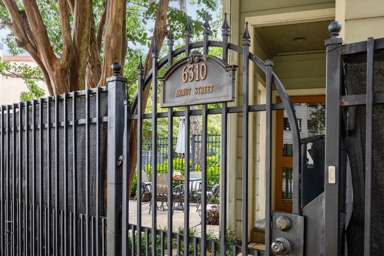 6310 Arnot St #6310 - Photo 3 of 21