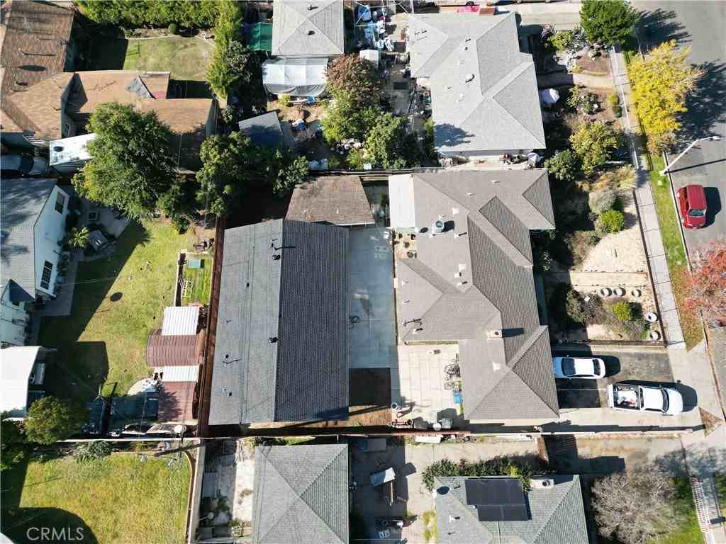 917 W Flora St #917B - Photo 2 of 18