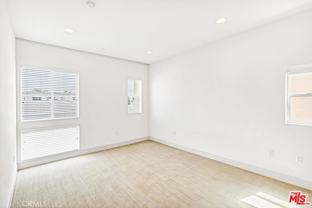 4211 Redwood Ave - Photo 1 of 1