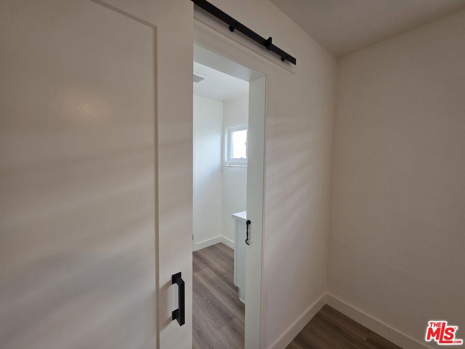 11506 Truro Ave #11506A - Photo 3 of 50