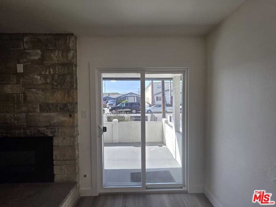 11506 Truro Ave #11506A - Photo 7 of 50