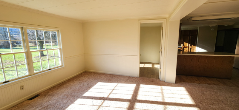 2899 Sylvania Rd - Photo 3 of 18