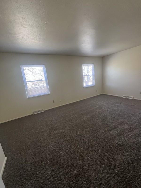 387 Mathews Rd - Photo 5 of 9