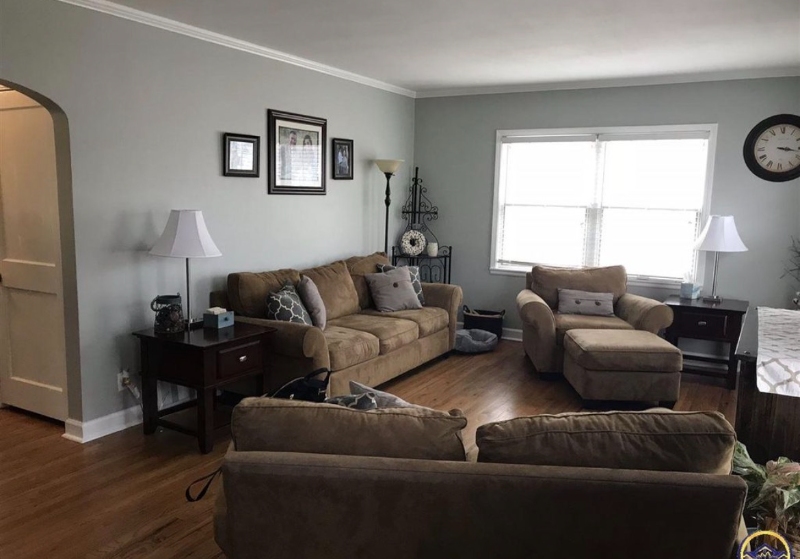 800 Sw High Ave - Photo 3 of 16