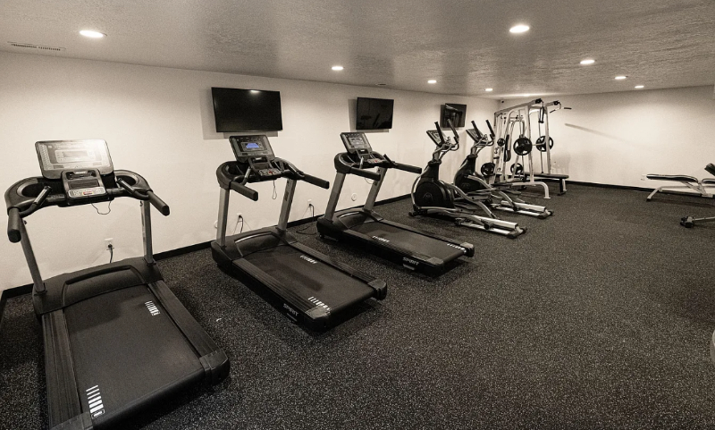 200 Ws #14 - Photo 4 of 15