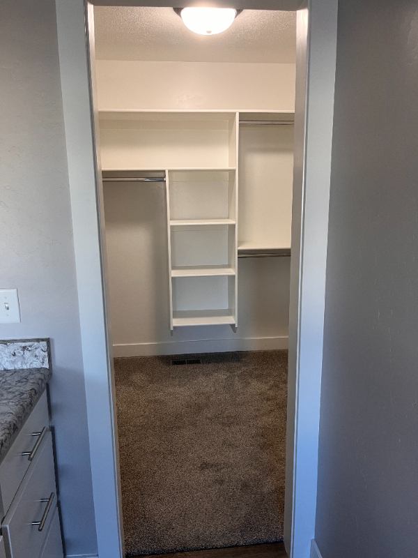 200 Ws #14 - Photo 7 of 15