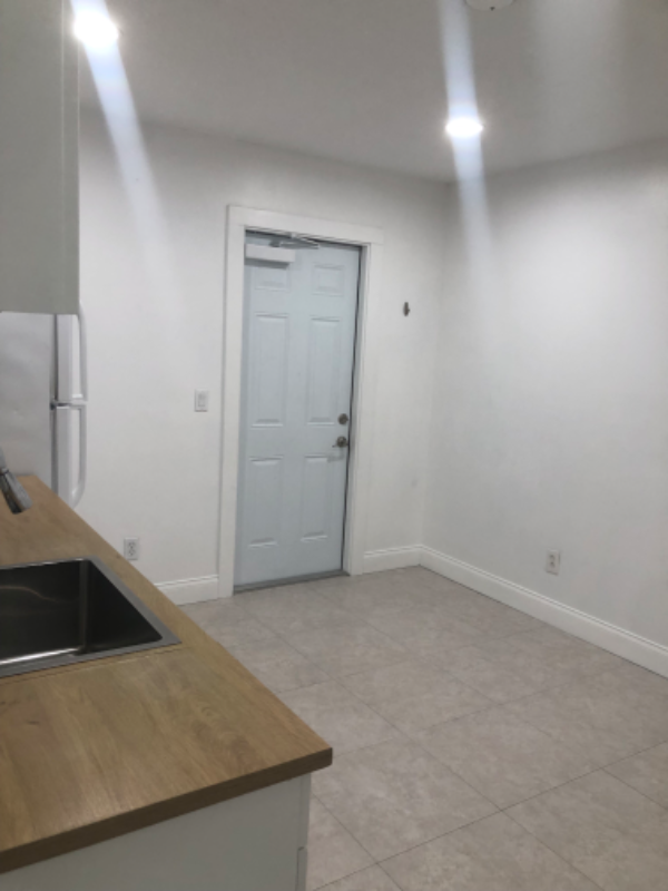 5968 Nw Favian Ave - Photo 3 of 11