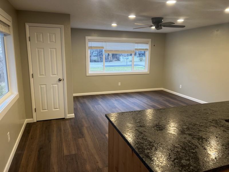 1207 S Elder St - Photo 2 of 10